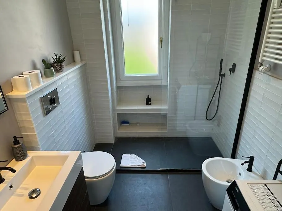 Quarto Piano - Intero Alloggio A Roma Rome