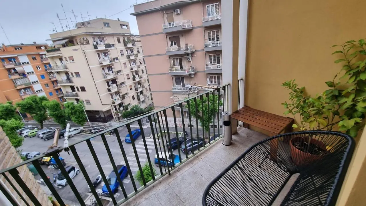 Quarto Piano - Intero Alloggio A Roma 아파트 로마
